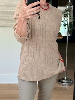 Lord & Taylor vintage Women’s Cable Knit Sweater in Camel 100% cashmere size S